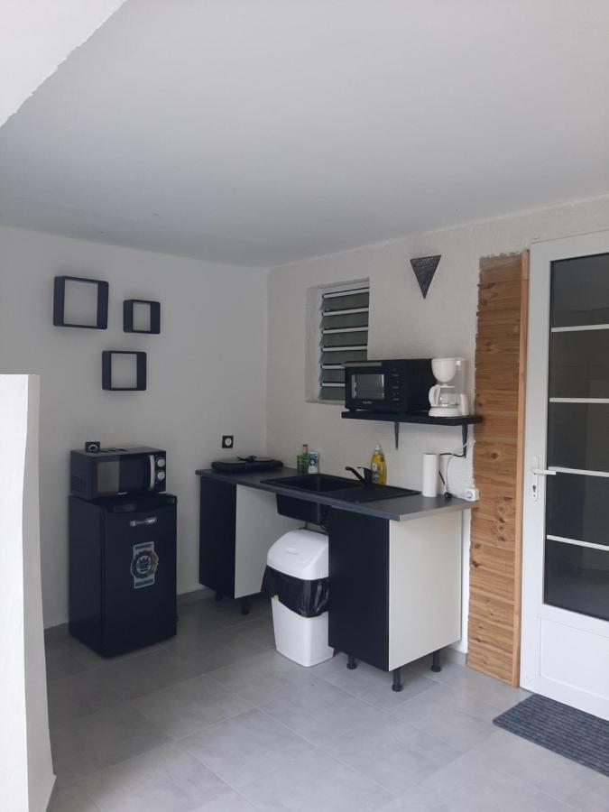 Zannanna Delair Guest House Сен-Ан Екстериор снимка